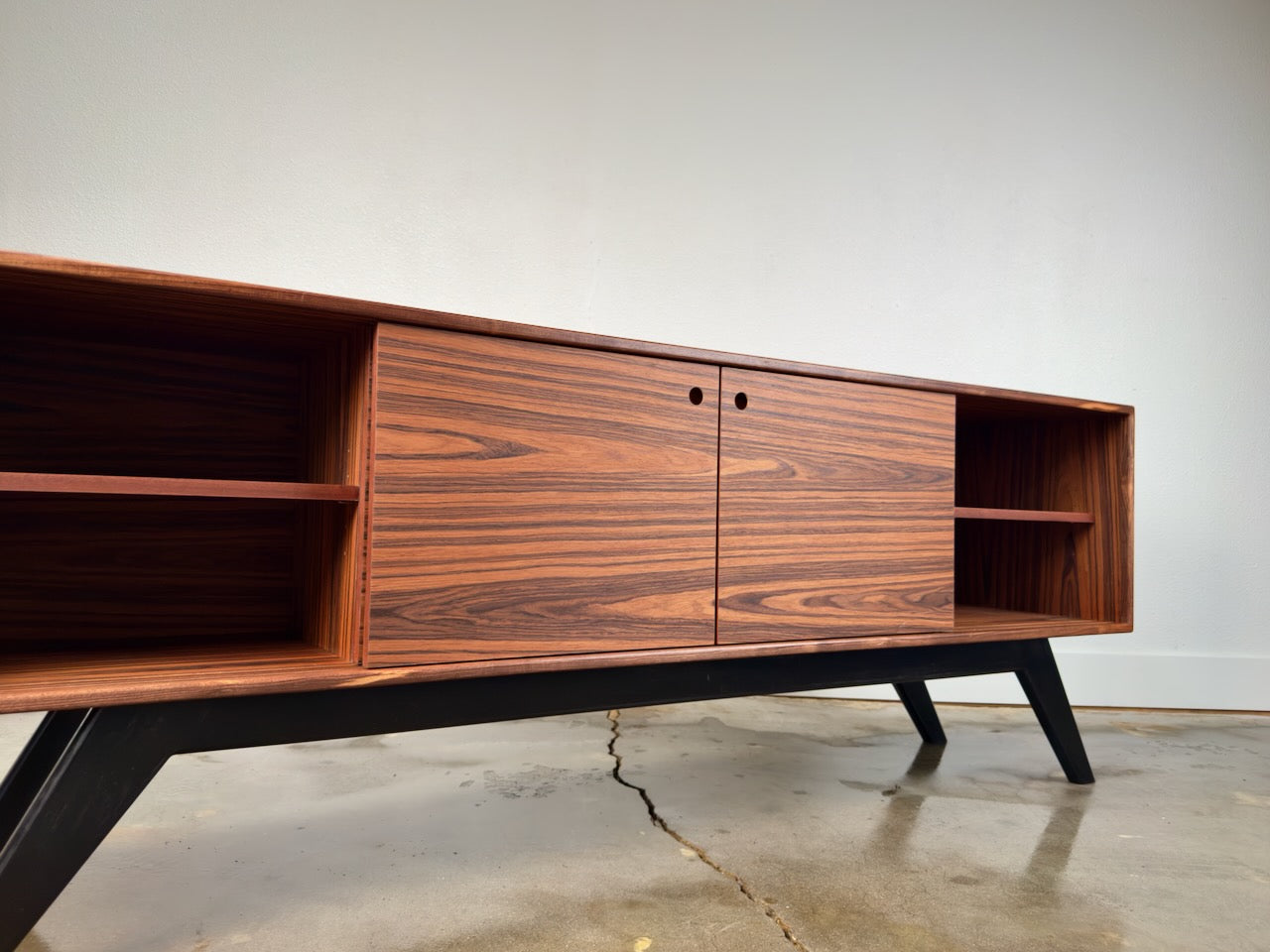 Kush - READY TO SHIP